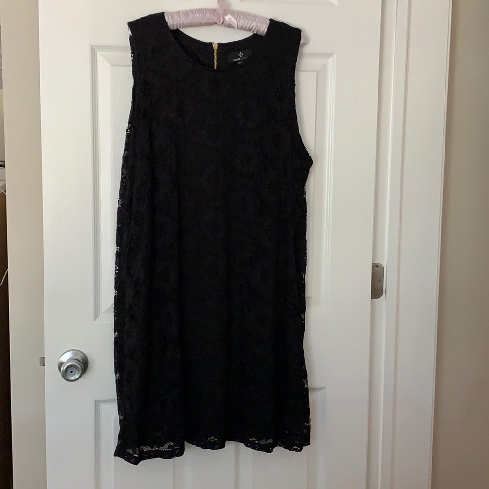 Ronni Nicole Little Black Dreas
